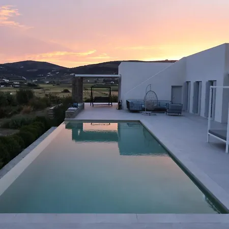 Vila Ariadni Paros Isterni (Paros)
